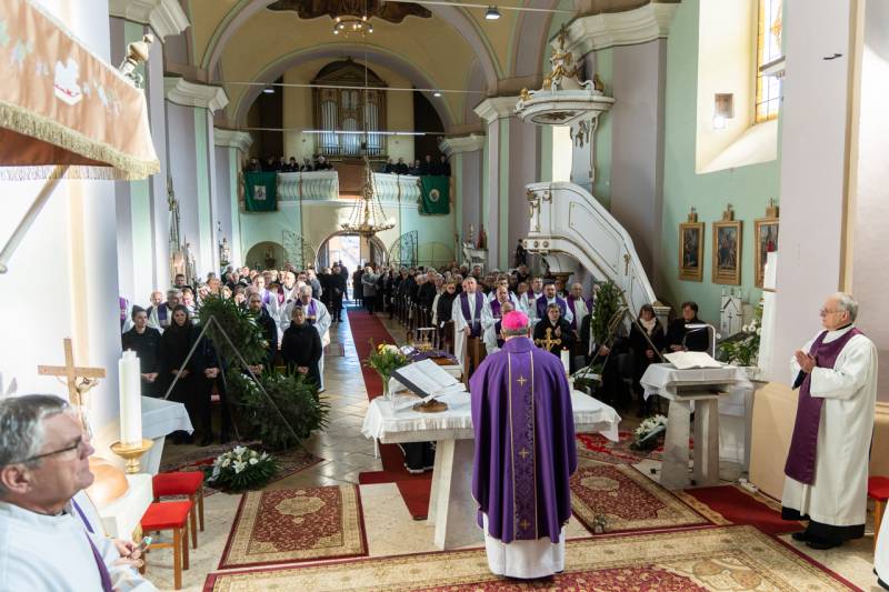 2025_11_10_bagi sandor temetes_08.jpg